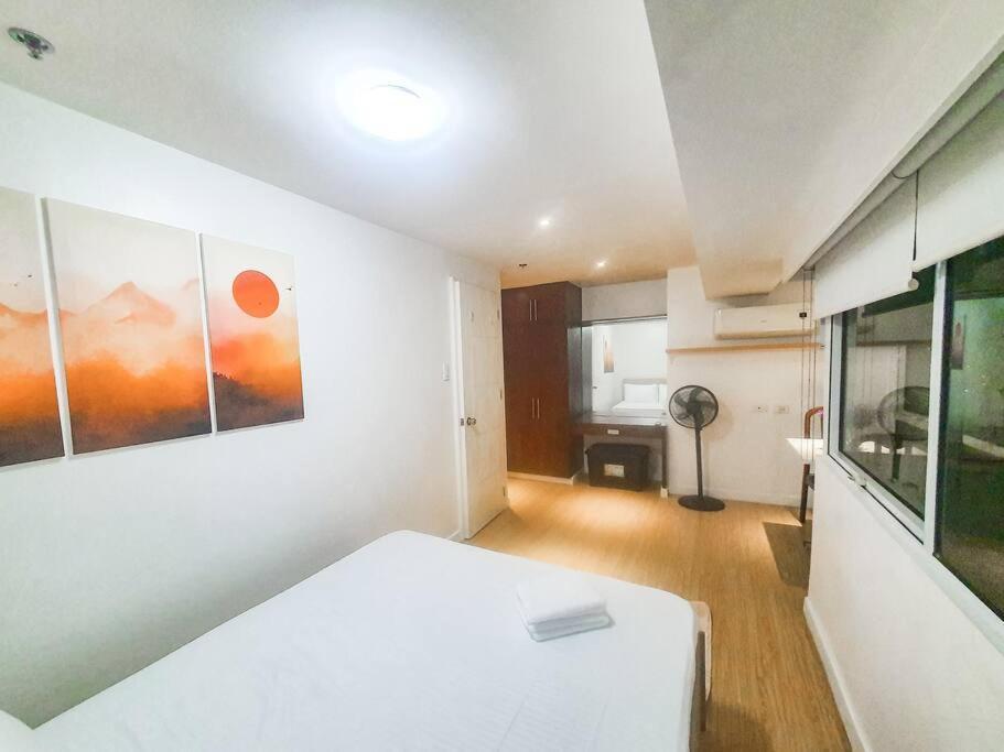 Bgc Taguig Cozy 2 Bedroom Loft, With Stunning Bgc Skyline View! 마닐라 외부 사진